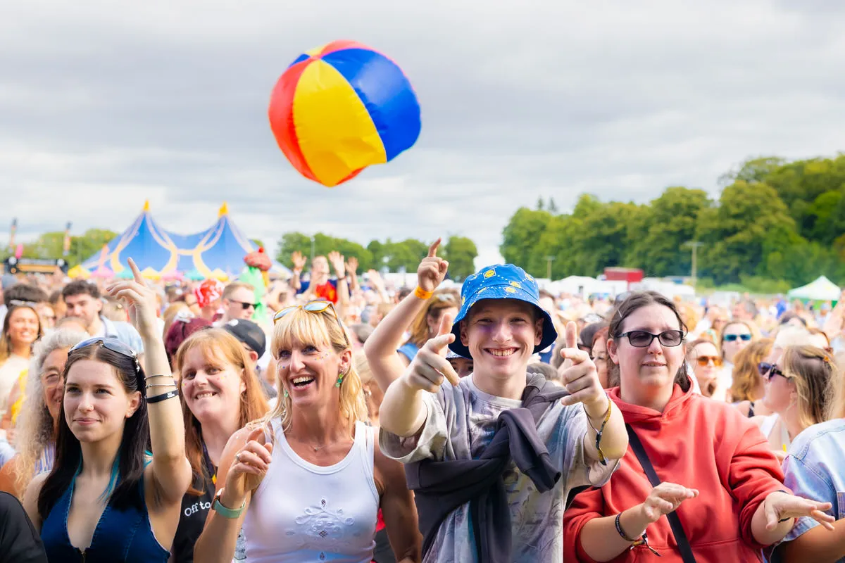 Festivals & Events photography by Mike Rushby: Ambience SummersEnd 2026 08 14 MR 023